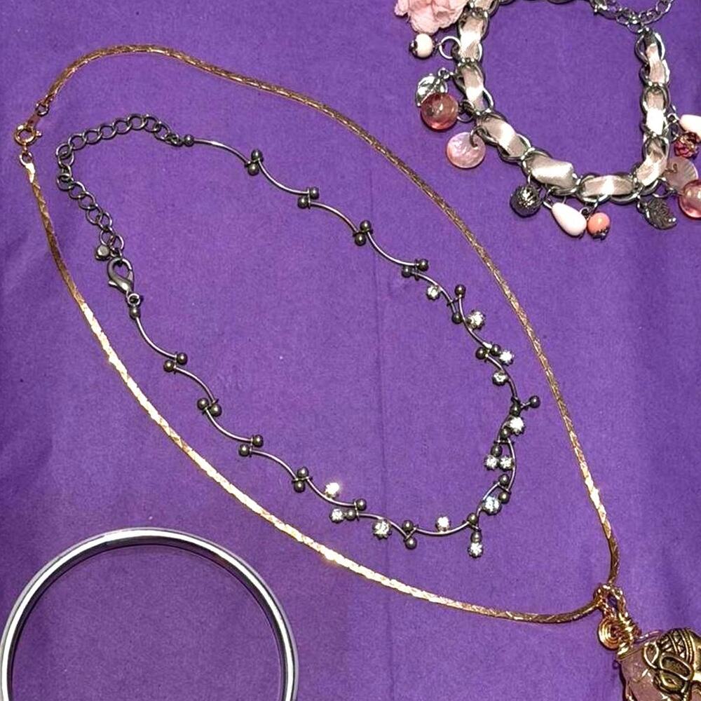Rose Quartz Necklace Set - Picture 5 of 8